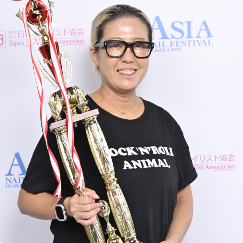 プロフェッショナル部門 フレンチスカルプチュア [P2] 3位